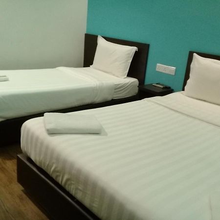 Clover Hotel Ipoh Extérieur photo
