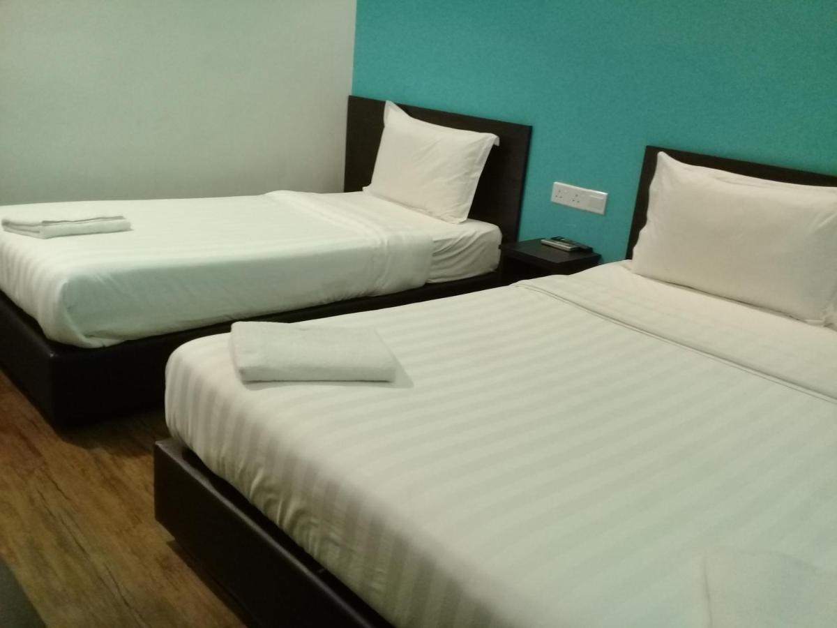 Clover Hotel Ipoh Extérieur photo
