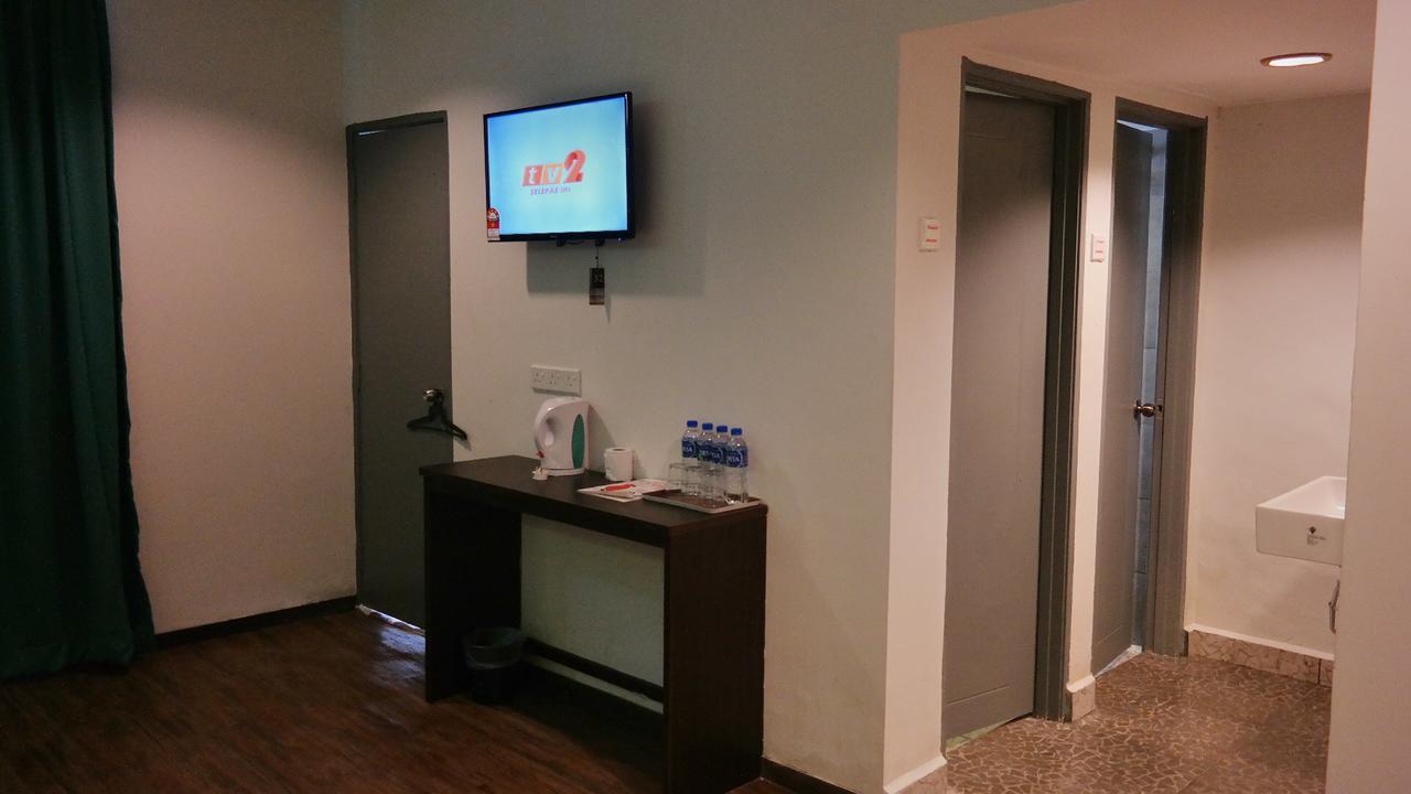 Clover Hotel Ipoh Extérieur photo