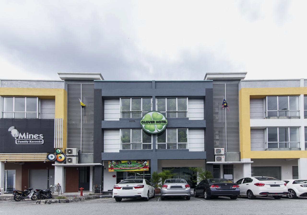 Clover Hotel Ipoh Extérieur photo